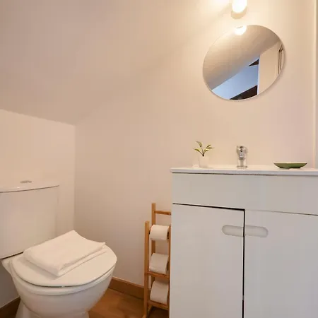 Bairro Alto Nightlife Hub, By Timecooler ליסבון