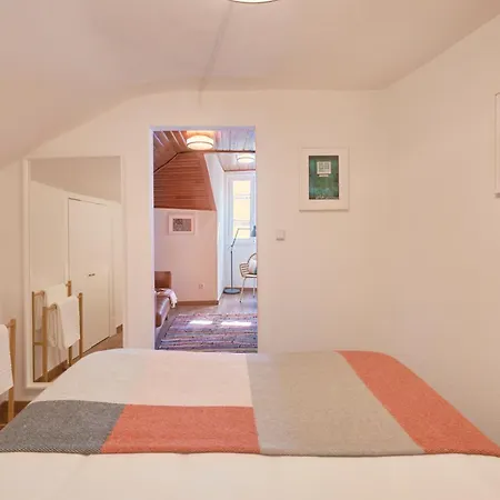 Bairro Alto Nightlife Hub, By Timecooler דירה ליסבון