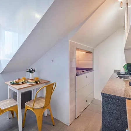 דירה Bairro Alto Nightlife Hub, By Timecooler *