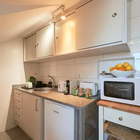 Bairro Alto Nightlife Hub, By Timecooler *